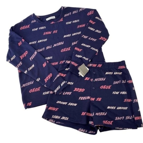 NWT Boxy Cut Sweatshirt & Shorts V-day PJ Set - Picture 2 of 8